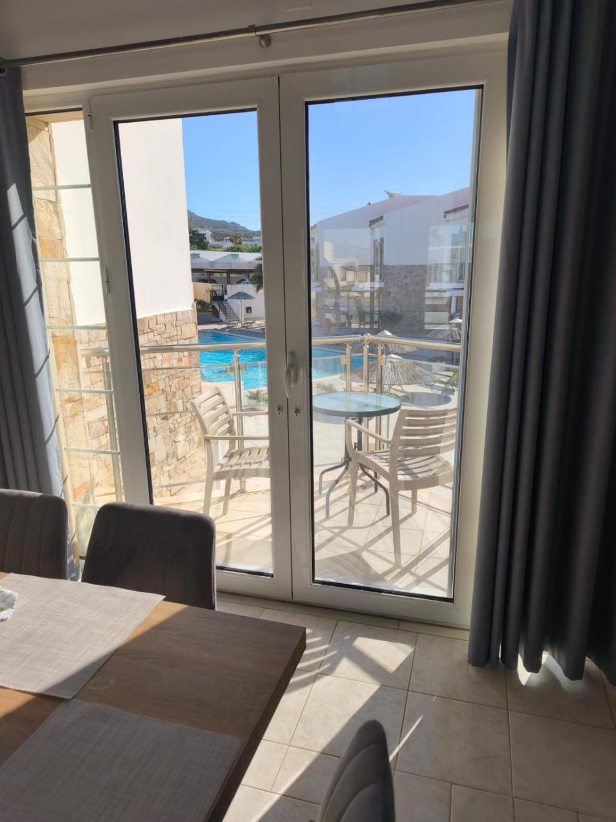 Grapevines Villas Makrygialos Exterior photo